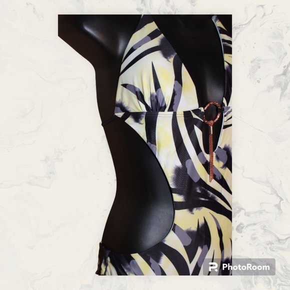 TIGER Print Monokini Swimsuit - Picture 2 of 7